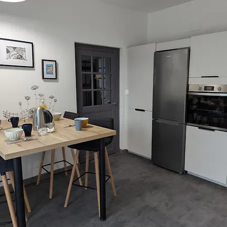 Nyaraló Spacieuse Avec Jardin Prive, Animaux Acceptes - Fr-1-653-276 Saint-Claud