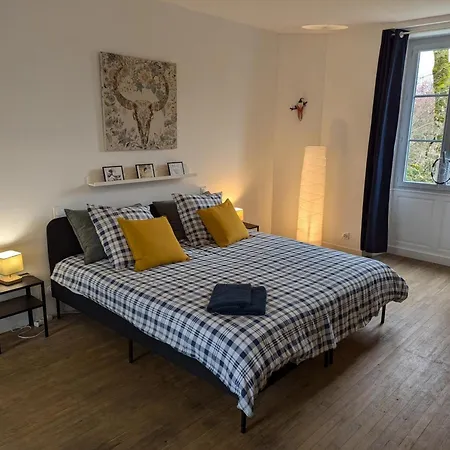 Holiday home Spacieuse Avec Jardin Prive, Animaux Acceptes - Fr-1-653-276 Saint-Claud